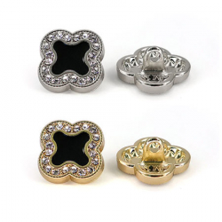 Пуговица со стразами квадрат 15 мм, 1/25 шт